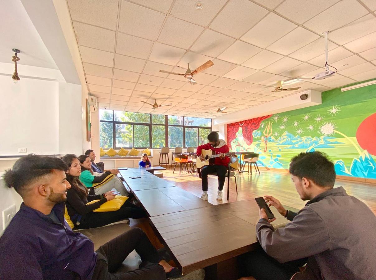 Blue Jay Smart Stay Rishikesh Exterior photo